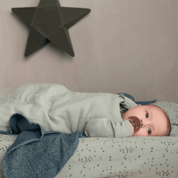 Noppies Einzelnes Mulltuch Tiny Dot 120x120 Cm Stargazer 4 Noppies Einzelnes Mulltuch Tiny Dot 120x120 Cm Stargazer – Bild 4